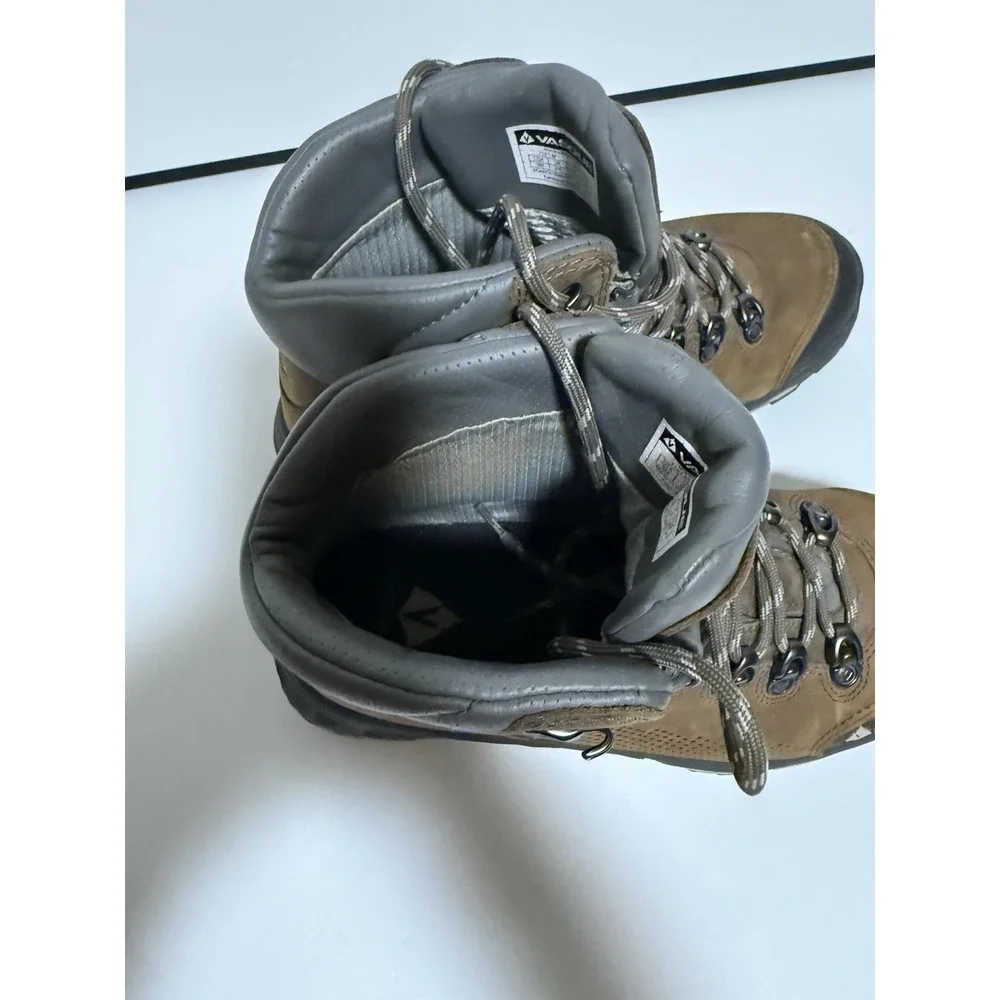✅‎ Vasque Women's Gore-Tex Waterproof Hiking Boots — US 9 / EU 40 / 26 cm
